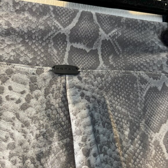 Koral Drive High Rise Reptile Legging in Reptile, Size Small - Picture 4 of 6